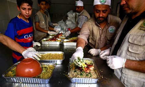 Ramazan Soup Kitchen Offers Brief Respite To Gaza S Hungry World Dawn