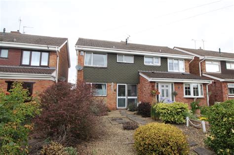 3 Bed Semi Detached House For Sale In Burrows Road Kingswinford West