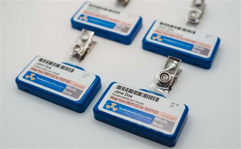 Dosimeter Badges And Extremity Rings For Dental Practices