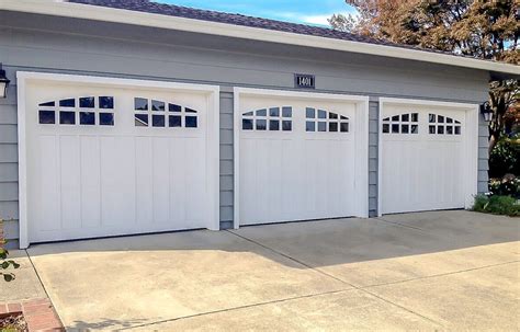 RW Garage Doors | Custom Wood Carriage Garage Doors