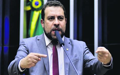 Desafio de Boulos é ampliar apoio do centro e reduzir a resistência do