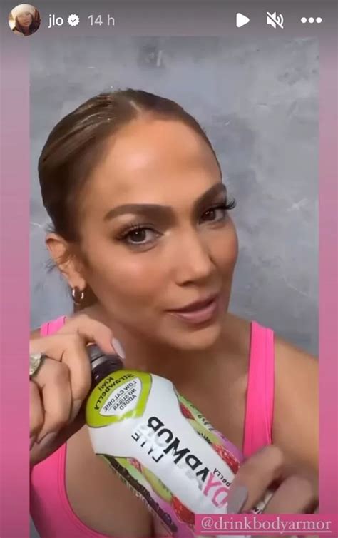 Jennifer Lopez Parades Washboard Abs In Pink Sports Bra In Sizzling