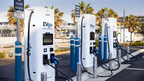 2000 New EVgo Charging Stations Coming To 500 Locations On US Highways