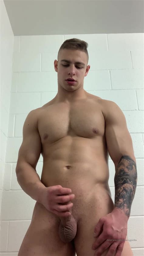 Huge Muscle Boy With Hot Cum ThisVid