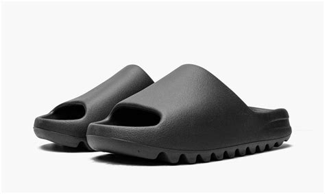 Adidas Yeezy Slide Onyx Size 4