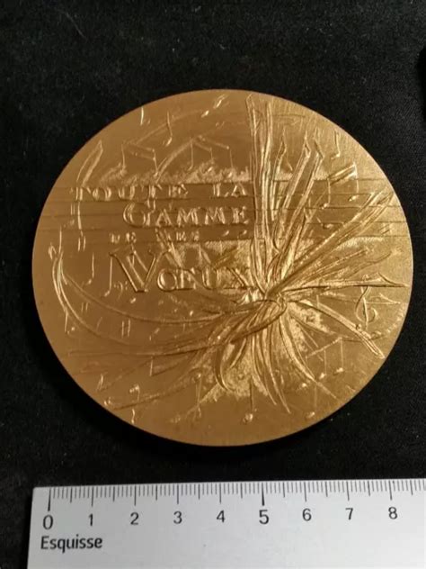 BIG MEDAILLE De Bronze Monnaie De Paris Pour Les Voeux Signée J