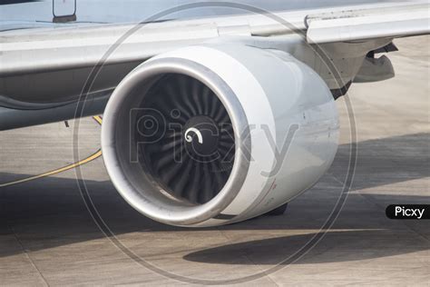 Image of GE90-115B - Most powerful turbofan engine-OH714373-Picxy