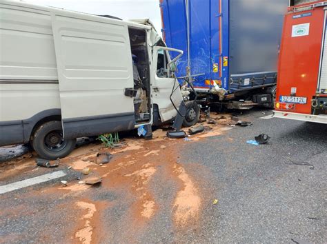 Wypadek Drogowy Na Autostradzie A W Dniu Komenda Miejska