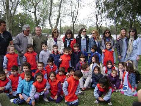 Jardín Nº 901 plantó un árbol en el Parque San Martín Diario El 9 de