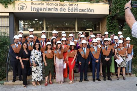 Celebrado con éxito el Acto de graduación del Grado en Edificación 2022