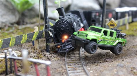 Rail King Steam Train Carrying Coal Crashes Into A Jeep Driving At A