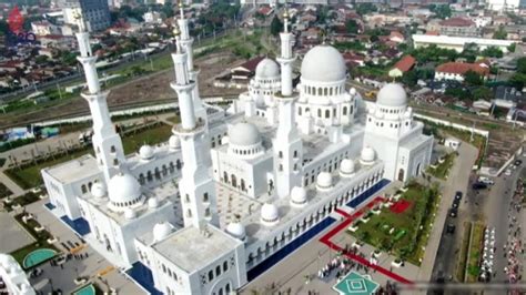 7 Fakta Masjid Sheikh Zayed Di Solo Yang Baru Saja Diresmikan