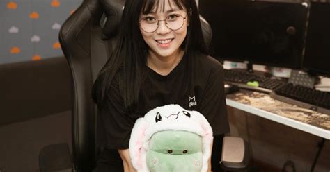 Có gì thú vị ở MisThy nữ streamer xinh đẹp và hot nhất hiện nay