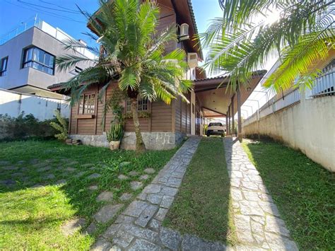 Casa Na Rua Jos De Alencar Praia Dos Amores Em Balne Rio Cambori