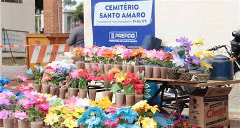 Velas e flores já estão à venda no Cemitério Santo Amaro Geral