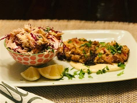 Crab Cakes With Spicy Lemon Aioli And Creamy Coleslaw