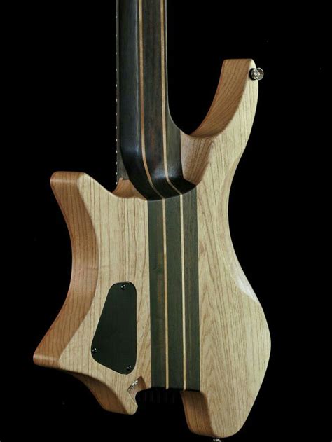 Pin By Christopherbpicture On Guitare Custom Bass Guitar Boutique Guitar Luthier Guitar