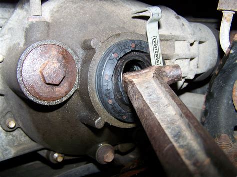 Front Differential Seal Chevy TrailBlazer, TrailBlazer SS, 49% OFF