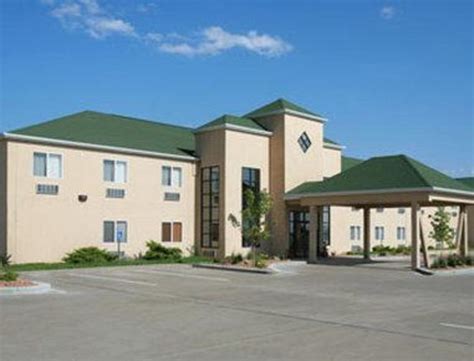 Howard Johnson Hotel & Suites by Wyndham Oacoma, Chamberlain/Oacoma (SD) - Booking Deals, Photos ...