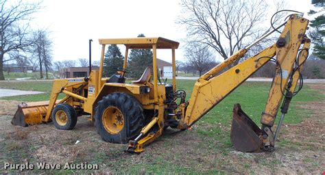 John Deere Backhoe In New Providence Ia Item Bz Sold