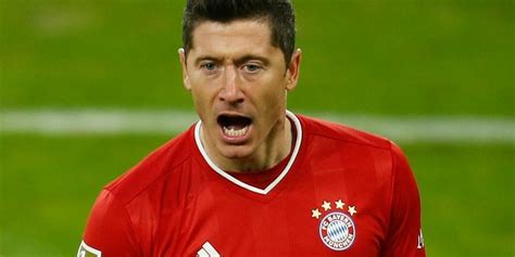 Robert Lewandowski Z Kolejnym Golem Pora Ka Bayernu Z Eintrachtem