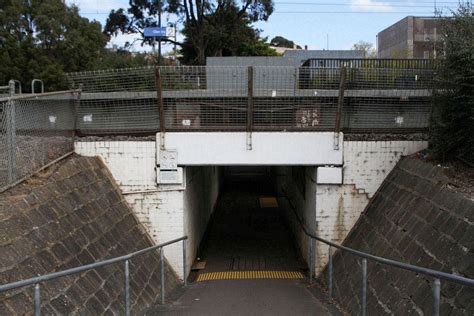 Pedestrian Underpass To Access Glen Iris Station Wongms Rail Gallery