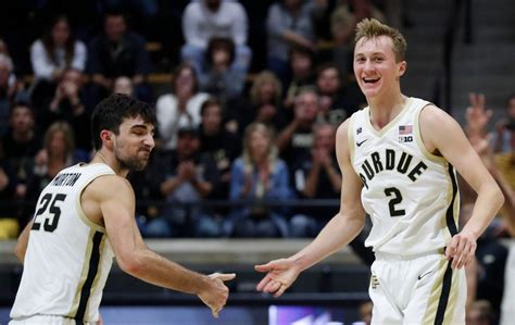 Freshmen Guards Fletcher Loyer Braden Smith Lead Purdue In 84 53 Win