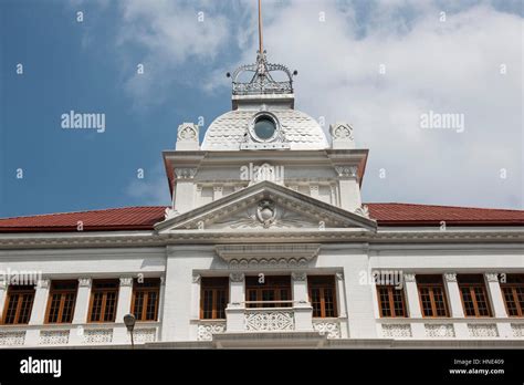 Colonial Building Colombo Fort Colombo Sri Lanka Stock Photo Alamy