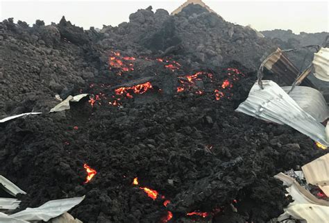 Al menos 15 muertos por erupción del volcán Nyiragongo en República