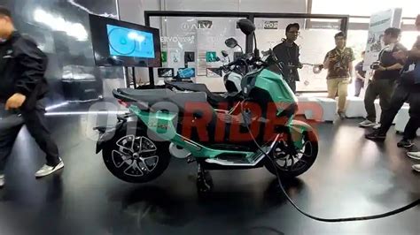 Kaleidoskop Sepeda Motor Listrik 2024 Deretan Model Baru Yang Hadir Di