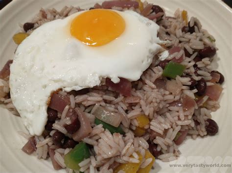 RECIPE: How to Make Costa Rica’s Gallo Pinto - Very Tasty World