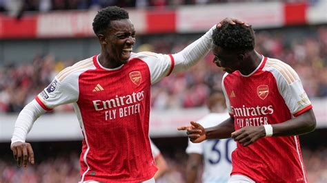 Arsenal 2 - 1 N Forest - Match Report & Highlights