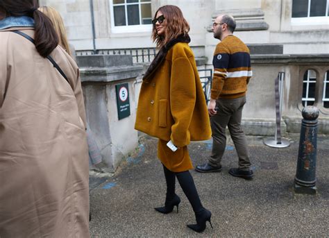 De Beste Streetstyle Van London Fashion Week Herfst Winter 2024