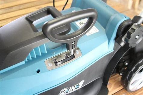 Makita ELM 3320 (1200 Вт) Газонокосилка 33 см. Купить в Киеве