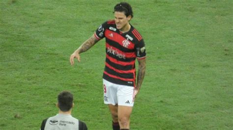 Pedro E Gabigol Desfalcam O Flamengo Em Partida Contra O Bol Var Saiba A