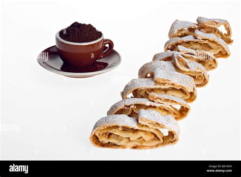 Strudel Hi Res Stock Photography And Images Alamy