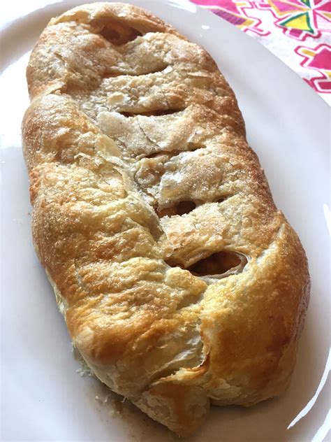 Easy Apple Strudel Recipe Made With Frozen Puff Pastry Dough – Melanie ...