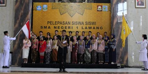 Pelepasan Siswa Siswi Kelas Xii Sma Negeri 1 Lawang Official Website