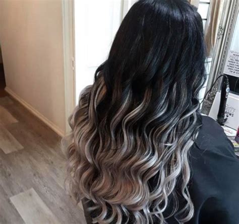 Mesmerizing Silver And Black Hair Color Ideas To Bolden Up Your Look