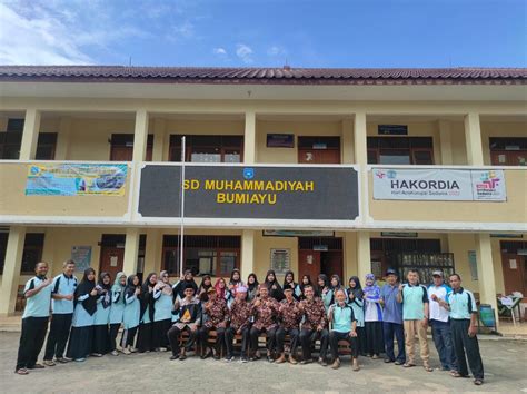 Prm Bumiayu Brebes Bagikan Berkah Ramadan Sebanyak 285 Paket Untuk