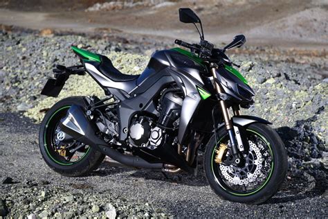 Kawasaki Z1000 Wallpapers Top Free Kawasaki Z1000 Backgrounds Wallpaperaccess