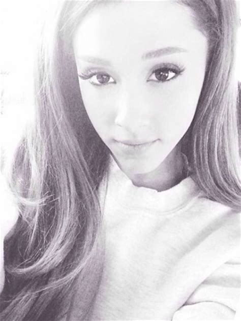 Ariana Grande's Spectacular Selfies | Idolator