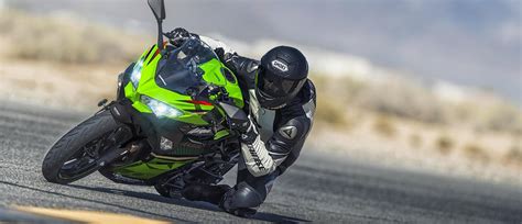 Ninja 400 Performance ǀ Kawasaki Nederland