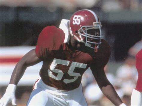 Derrick Thomas heads College Football Hall of Fame class