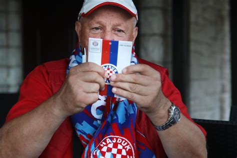 Slobodna Dalmacija Najveći hajdukovac iz Gorskog kotara zaplakao kad