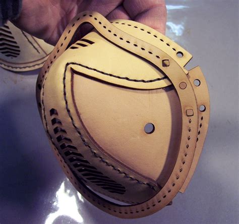 Tom Banwell—leather And Resin Projects Ronin Respirator Gas Mask Tutorial
