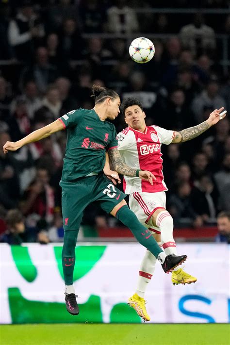 Hoe Laat Speelt Ajax Tegen Liverpool Wedstrijdschema En Livestream