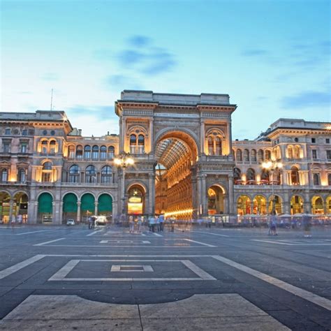 Фото Милана