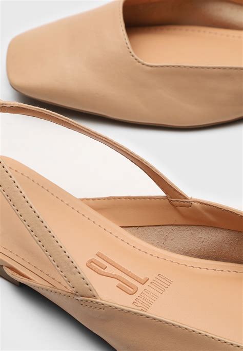 Sapatilha Santa Lolla Bico Quadrado Nude Compre Agora Dafiti Brasil