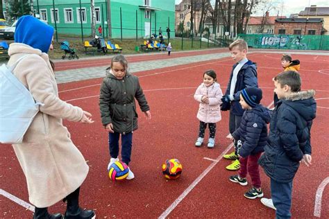 Ukraine Hilfe F R Gefl Chtete Frauen Und Kinder